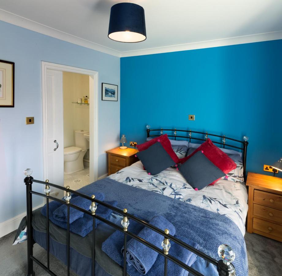 Brynawel Hotel Gwynfe Bagian luar foto